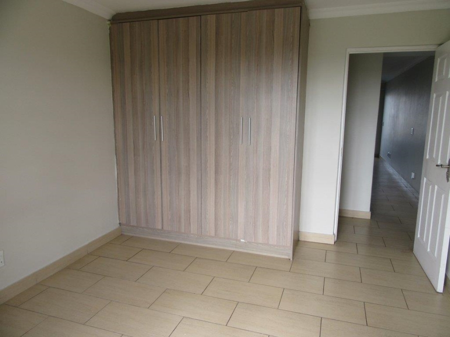 2 Bedroom Property for Sale in Parklands North Western Cape